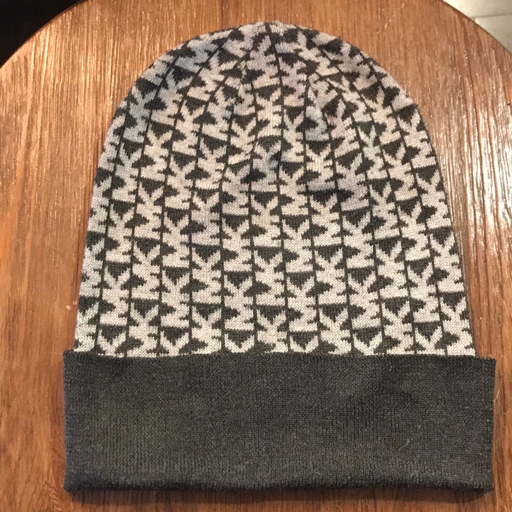 MICHAEL KORS KNIT HAT